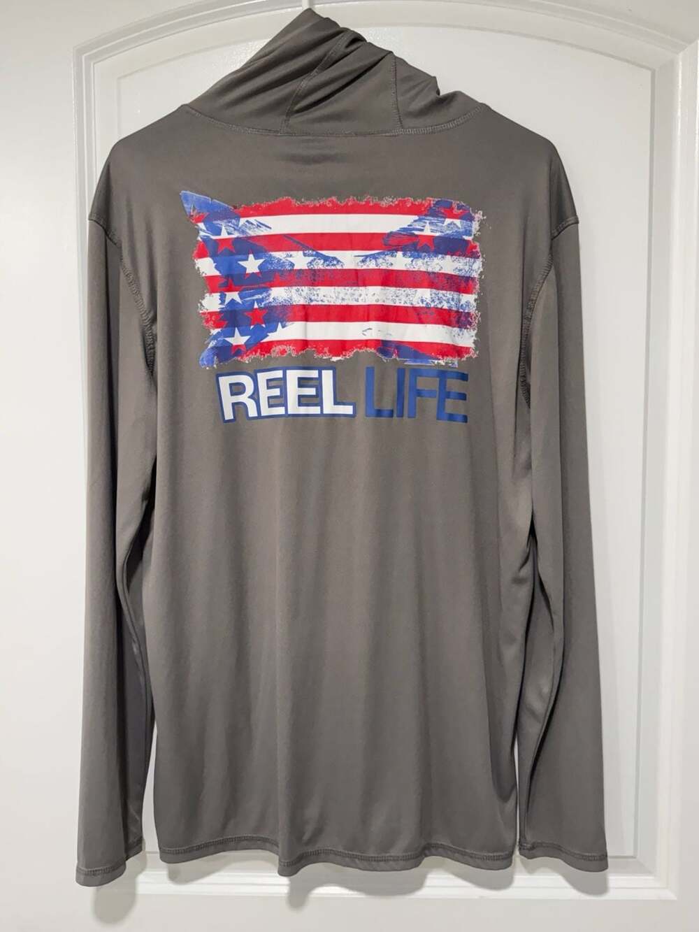 Reel Life Men’s Gray Hooded Fishing Shirt American Flag Performance Outdoors